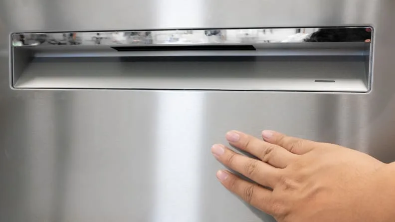 Bosch 800 Series Dishwasher image 3